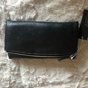NWT Apt 9 ladies wallet
